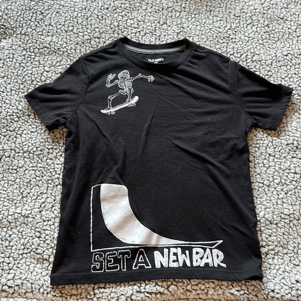 Old Navy, boys tee, medium, black